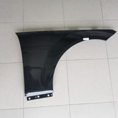 Guarda lamas C(W204) - Mercedes A2048801418