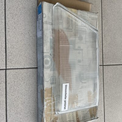 Vidro de farol Mercedes A0008261666