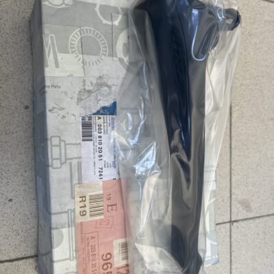 Puxador de porta Mercedes A2038102051