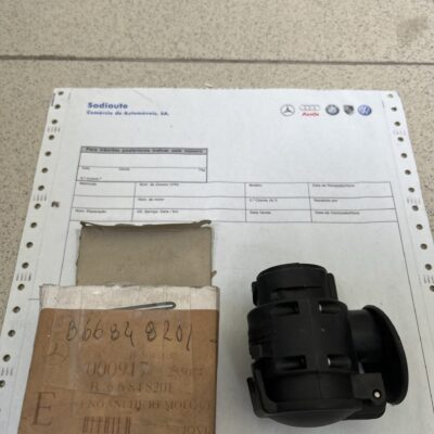 Fixa de reboque Mercedes B66848201