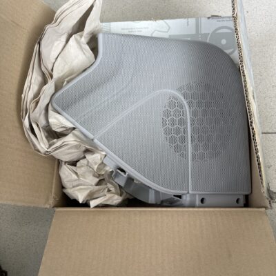 Revestimento de coluna do rádio Mercedes A2037270788   7E94