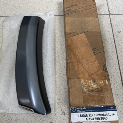 Friso da ilharga Mercedes A1246902040 7700