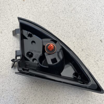 Tampa de coluna Mercedes A1767200111