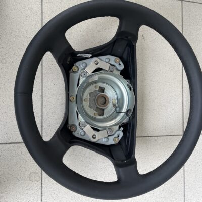 Volante Mercedes A1404604603    9045