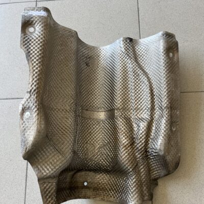 Revestimento de alumínio Mercedes A2044710187