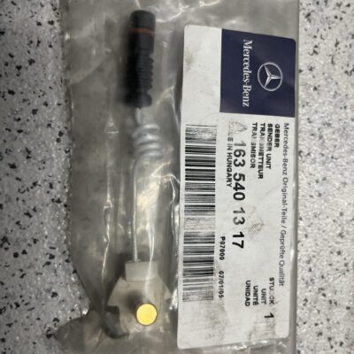 Sensor das pastilhas Mercedes A1635401317