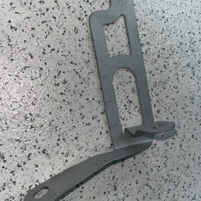 Suporte de resguardo da caixa de velocidades Mercedes A2215240340