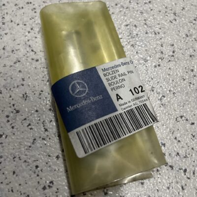 Cavinha da passadeira da corrente de distribuição Mercedes A1020520174