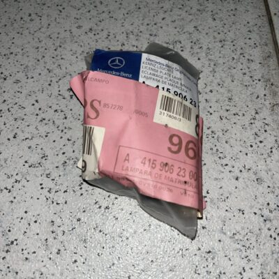 Farolim da chapa de matrícula Mercedes A4159062300