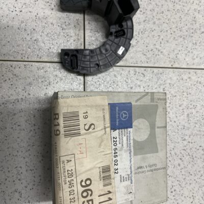 Módulo da coluna de direção Mercedes A2205450232