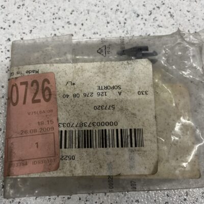 Suporte de radiador de água Mercedes A1262760840