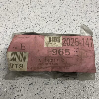 Casquilho do charrion Mercedes A1293512142