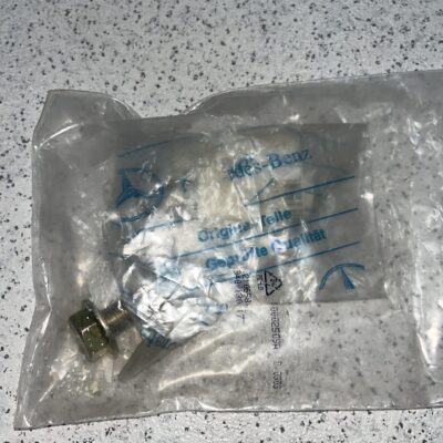 Parafuso da caixa de velocidades Mercedes A0002610671