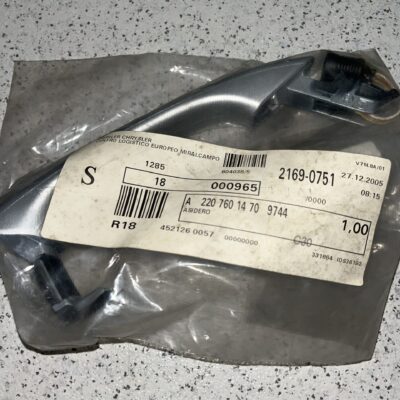 Puxador Mercedes A2207601470   9744