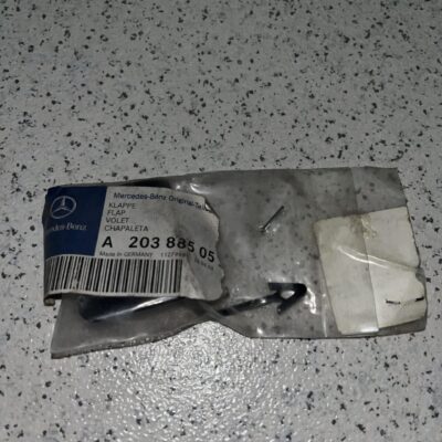 Resguardo do pára-choque Mercedes A2038850526  5359