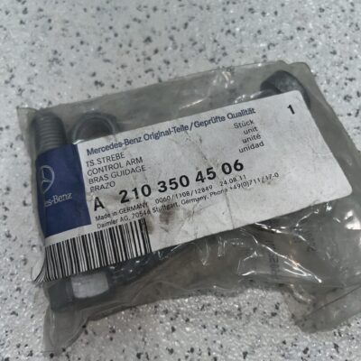 Parafuso braço de suspensão Mercedes A2103504506