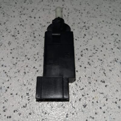 Interruptor do pedal de travão Mercedes A0015454009