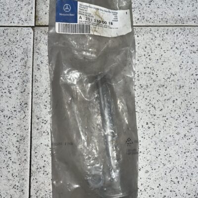 Kit parafusos do braço de suspensão Mercedes A2013300018