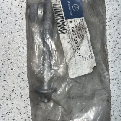 Jogo de parafusos do braço de suspensão Mercedes A0003331071