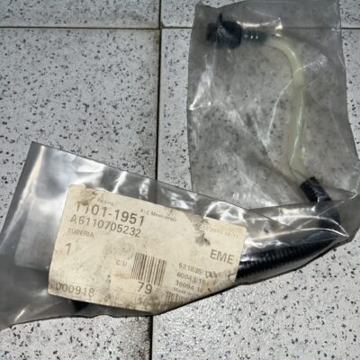 Tudo combustível Mercedes A6110705232