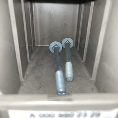 Parafuso Mercedes A0009902329