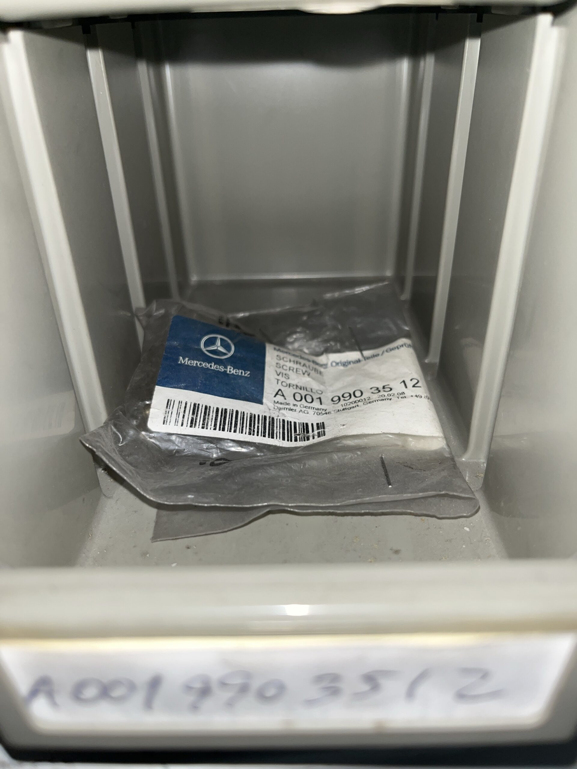 Parafuso injetor Mercedes A0019903512