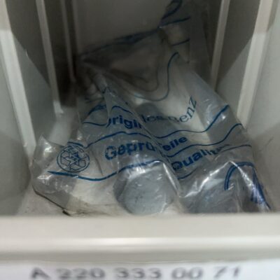 Parafuso Mercedes A2203330071