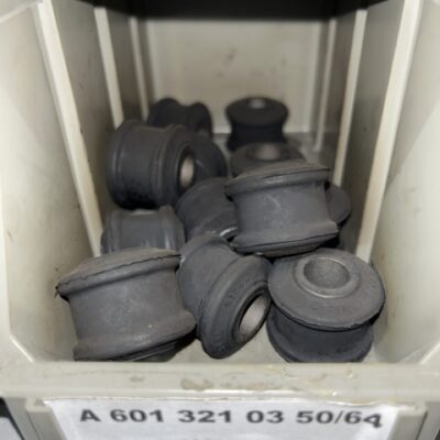 Casquilho da barra estabilizadora Mercedes A6013210350 64