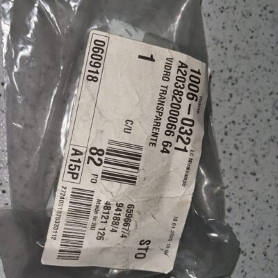 Vidro transparente Mercedes A2038200066  64