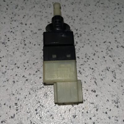 Interruptor do pedal do travão Mercedes A0015453809