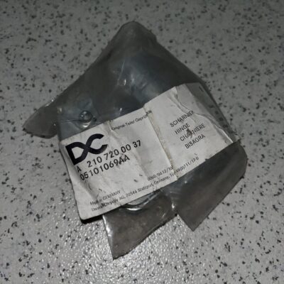 Dobradiça Mercedes A2107200037