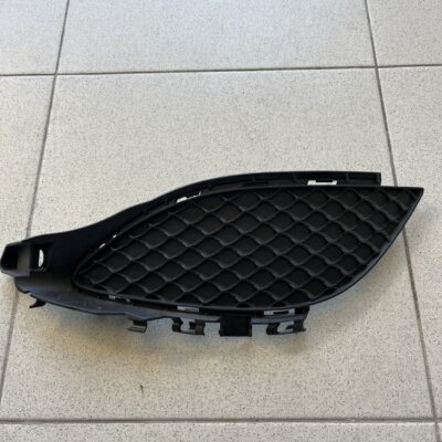 Grelha Mercedes A1768850422