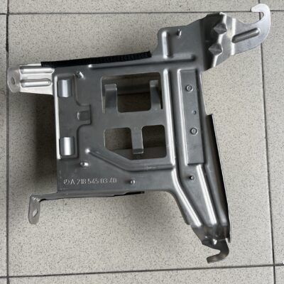 Suporte de rádio Mercedes A2185450340