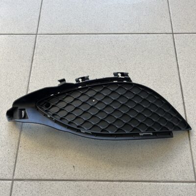 Grelha Mercedes A1768850322