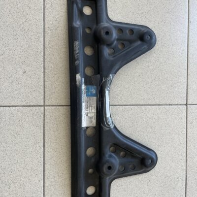 Suporte da caixa de direção Mercedes A2114630186