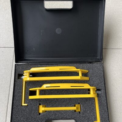 Ferramenta Mercedes W219589012300