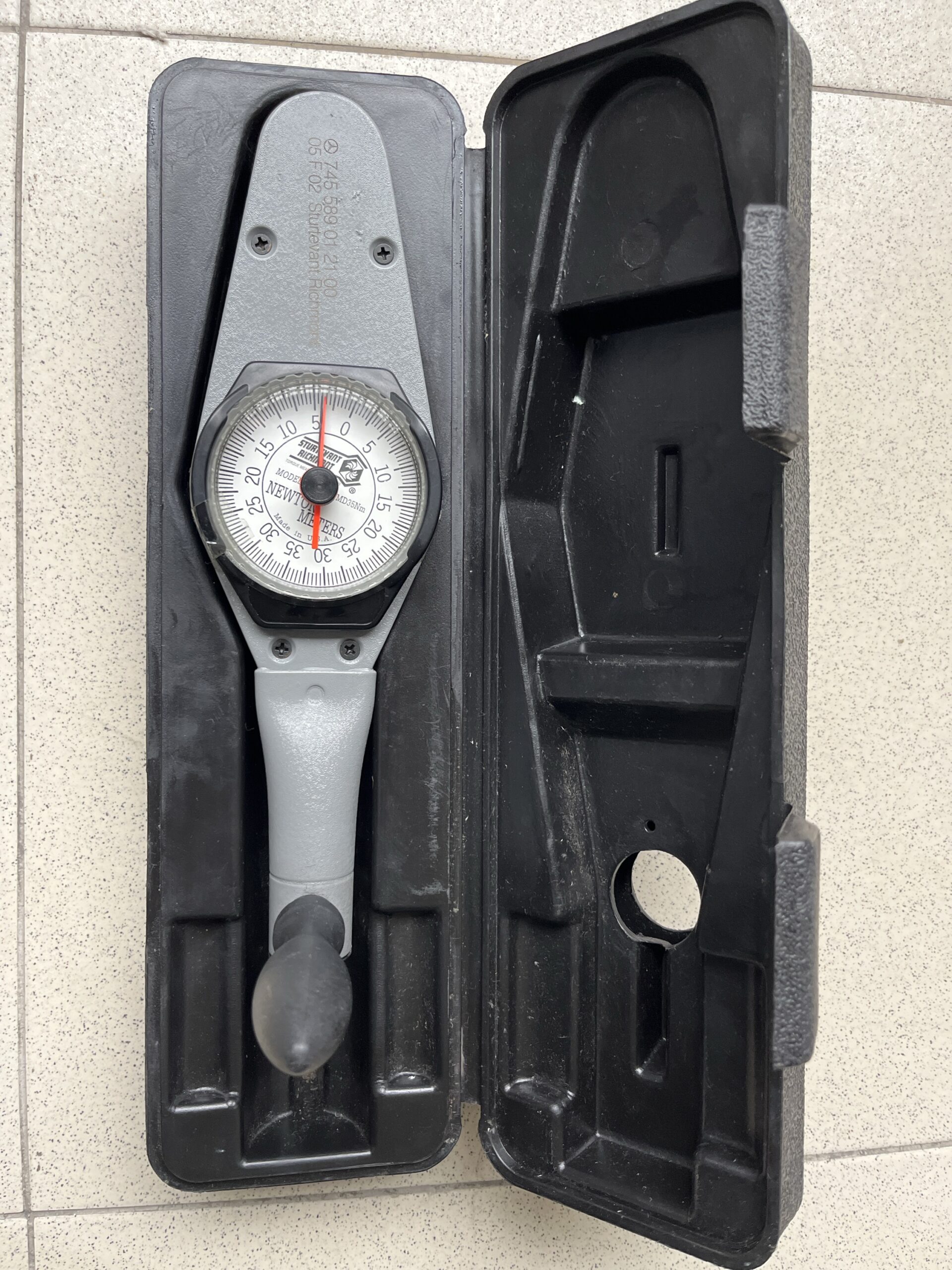 Ferramenta Mercedes W745589012100