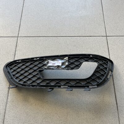 Grelha Mercedes A2128851423