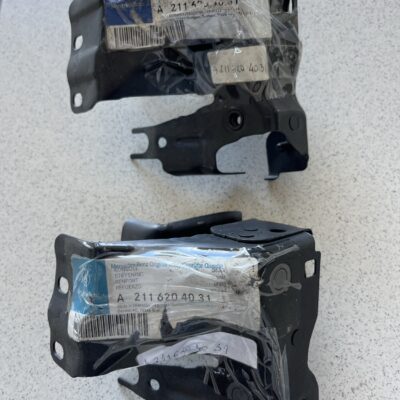 Suporte frontal Mercedes A2116204031