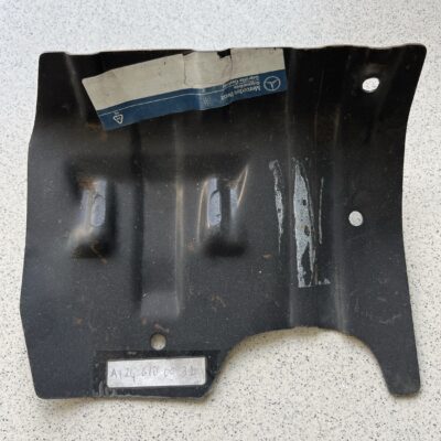 Suporte do reboque Mercedes A1246100032