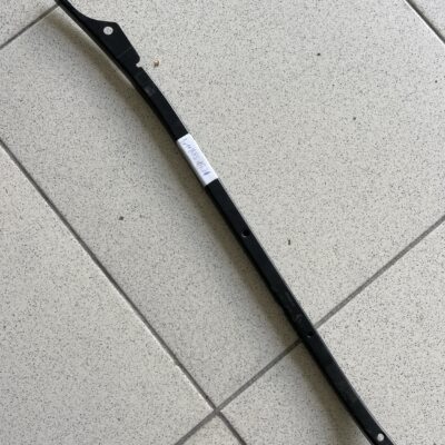 Calha elevador de vidro de porta Mercedes A2118851920