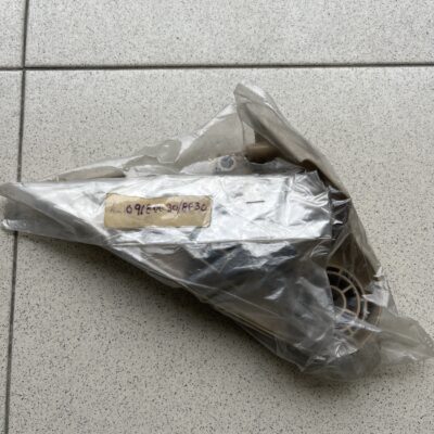 Resguardo de banco Mercedes A2109180630 8P30