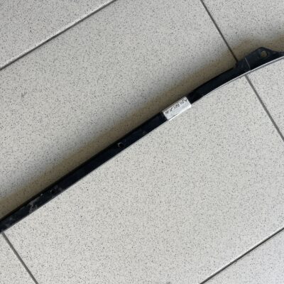 Calha elevador de vidro de porta Mercedes A2118852020