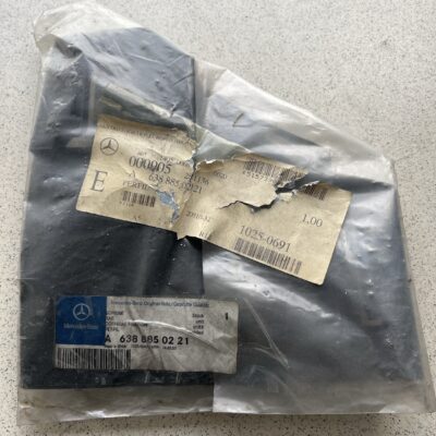 Suporte lateral de pára-choque Mercedes A6388850221