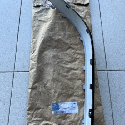 Friso para-choques Mercedes A2038854321 9040