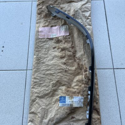 Friso para-choques Mercedes A2038854421 9040