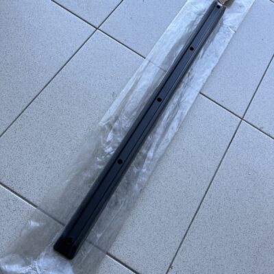 Friso do vidro da porta da frente Mercedes A4606900962