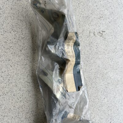 Suporte Mercedes A6030700624