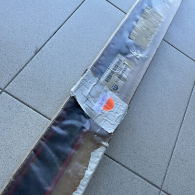 Friso lateral A2028260743