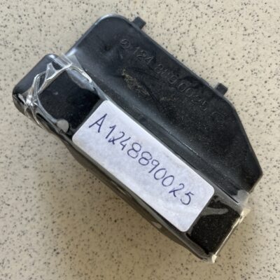 Resguardo da fechadura do capot Mercedes A1248890025